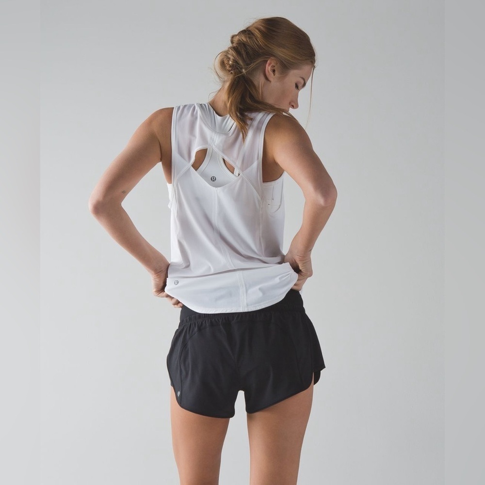 Lululemon Fast Lane short size 6